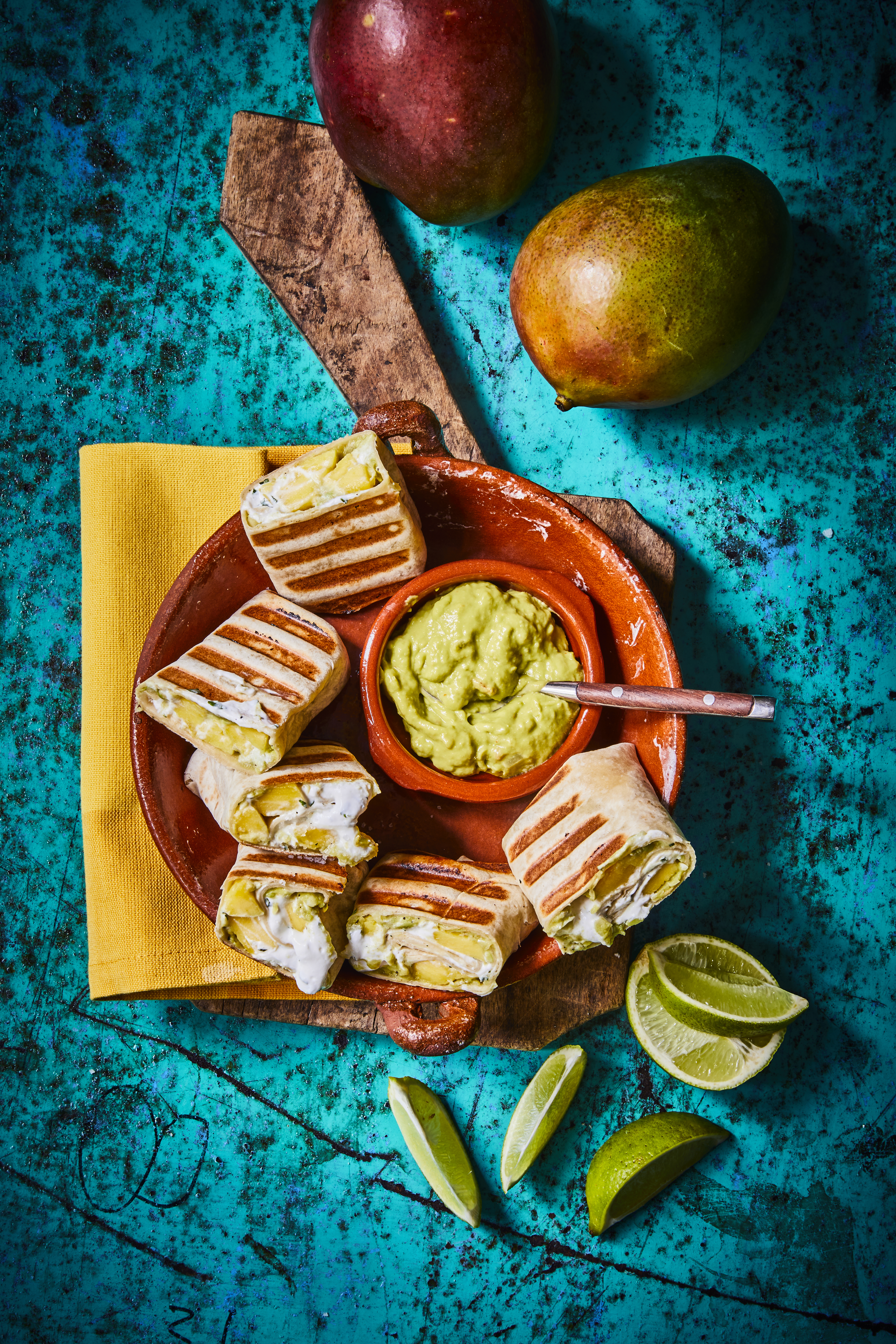 Tortillas mit Ziegenkäse, Mango und Guacamole