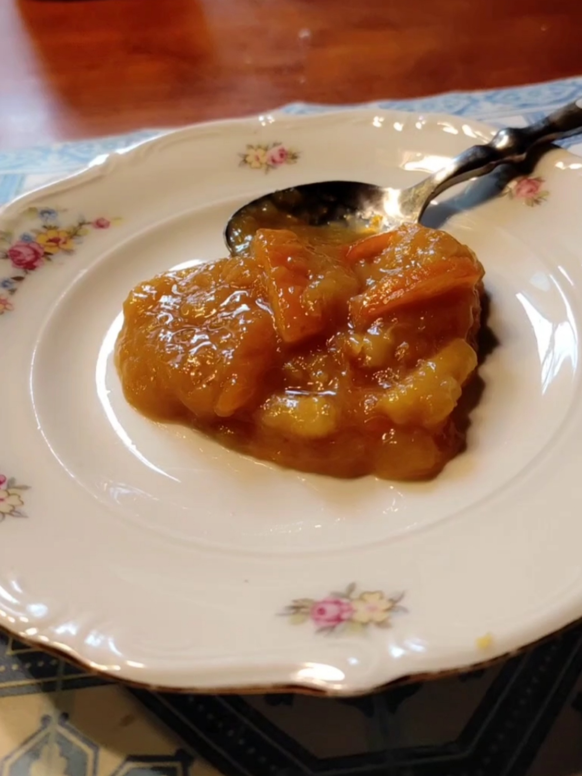 Marmellata di arance con bucce