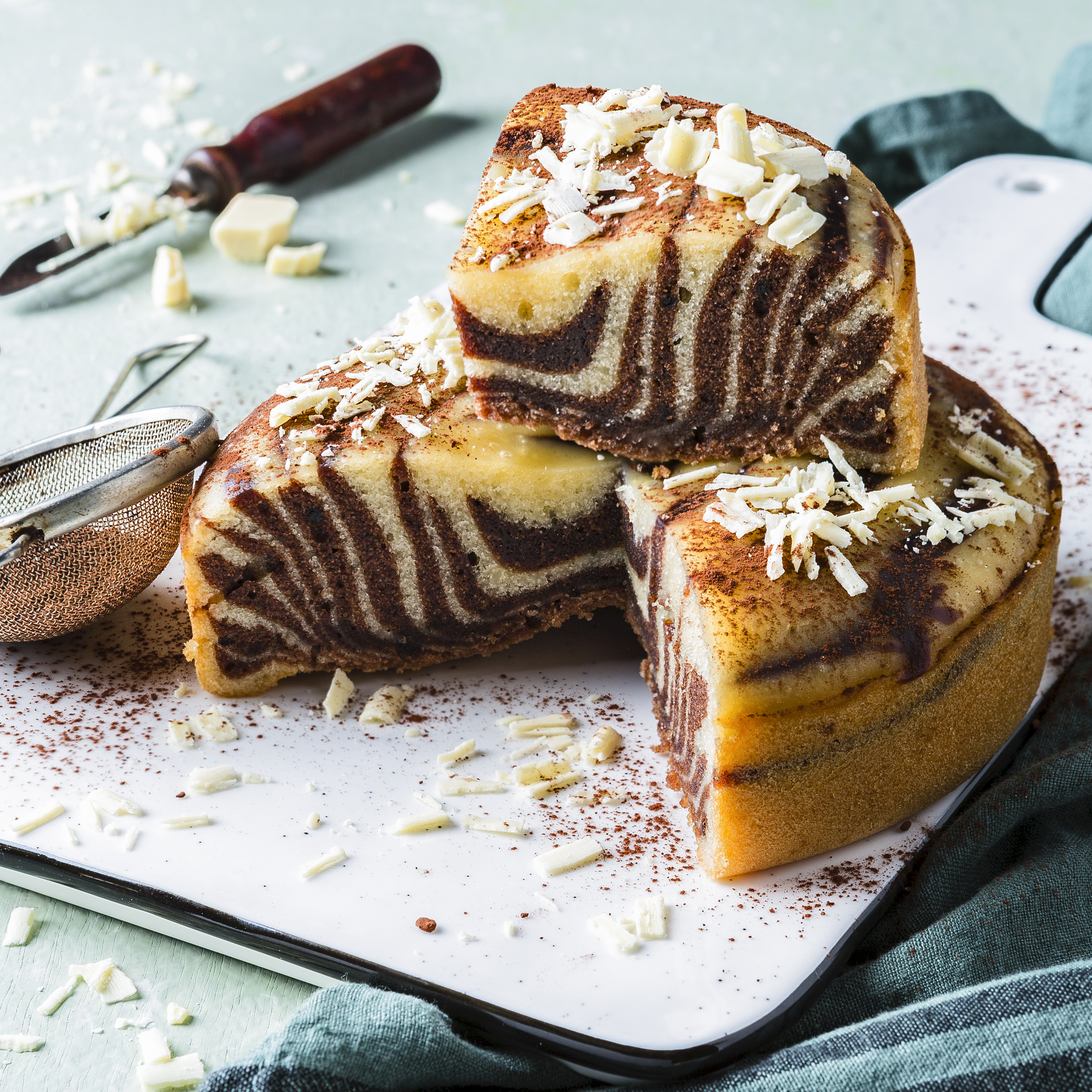 Bolo zebra chocolate e café