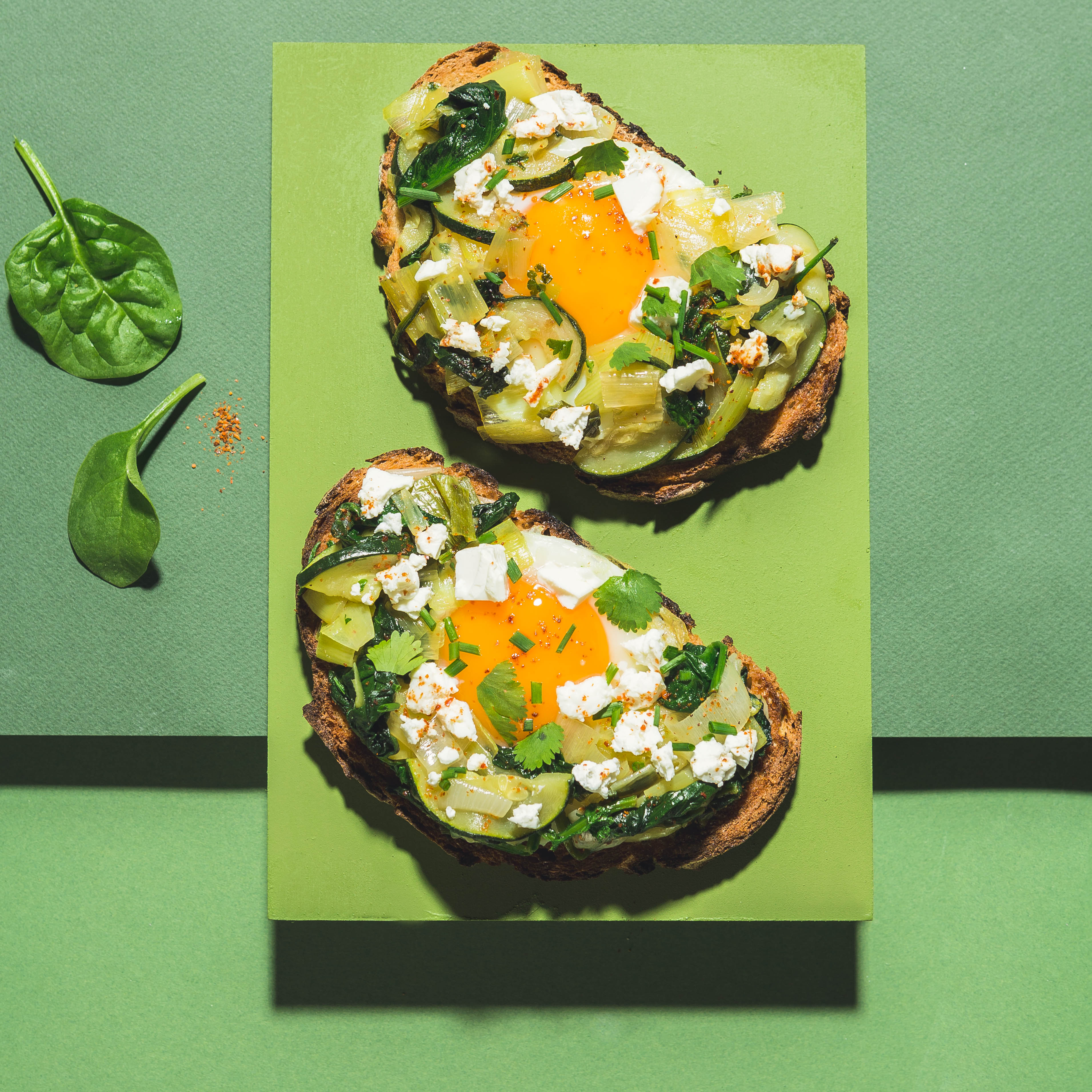 Groene shakshuka toast