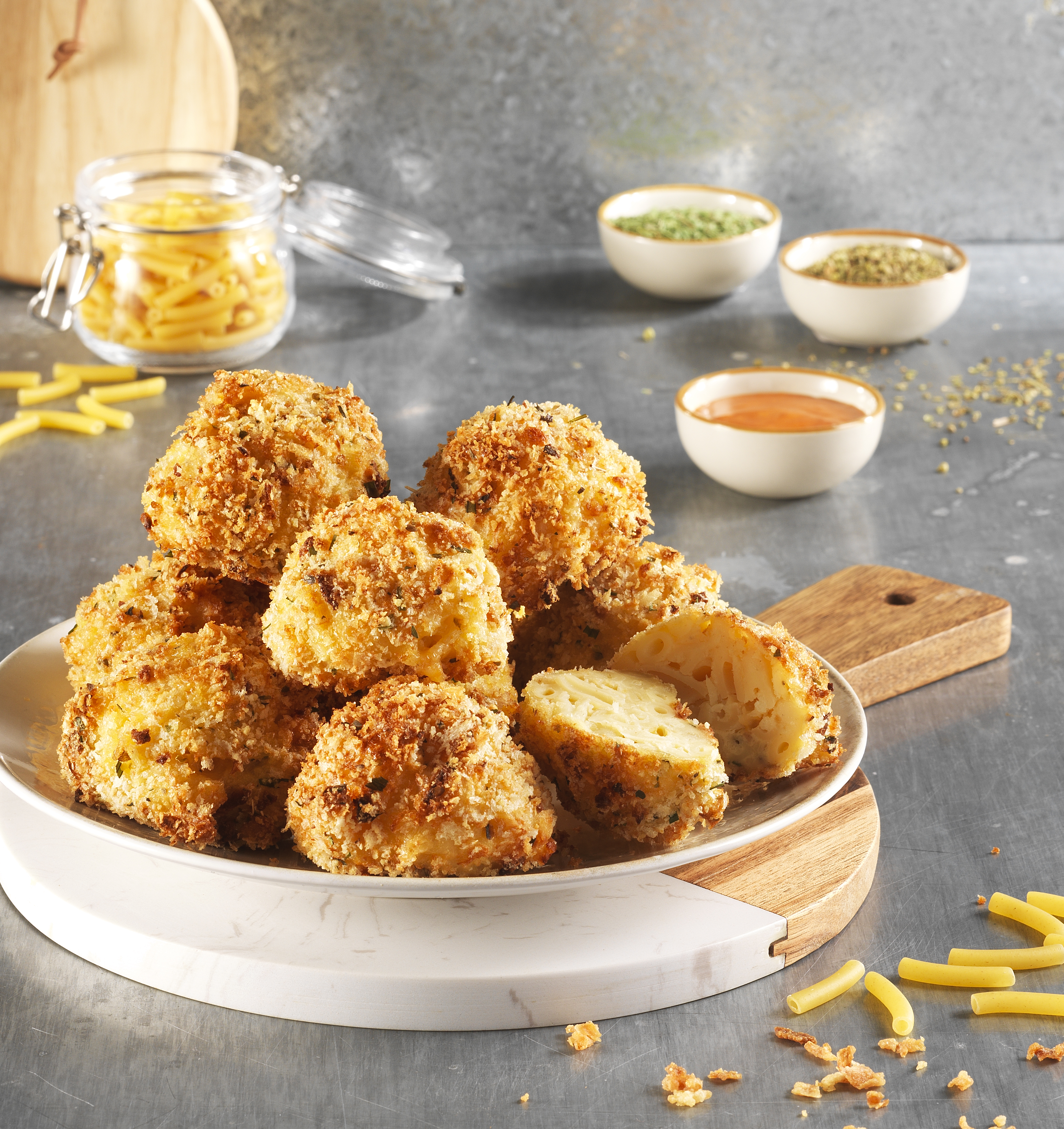 Bolinhas de macarrão com queijo cheddar