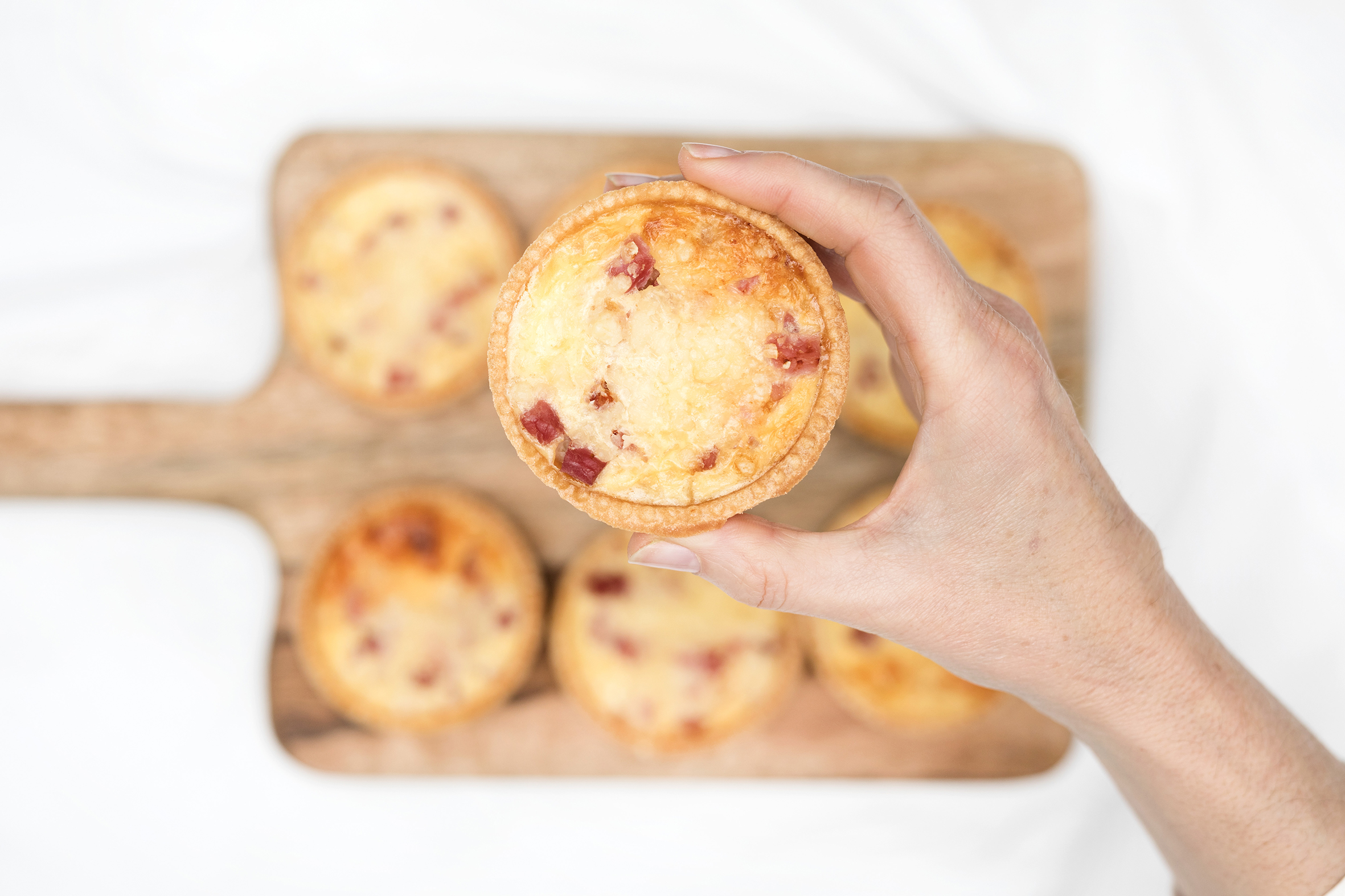 Quiches individuales de bacon y emmental