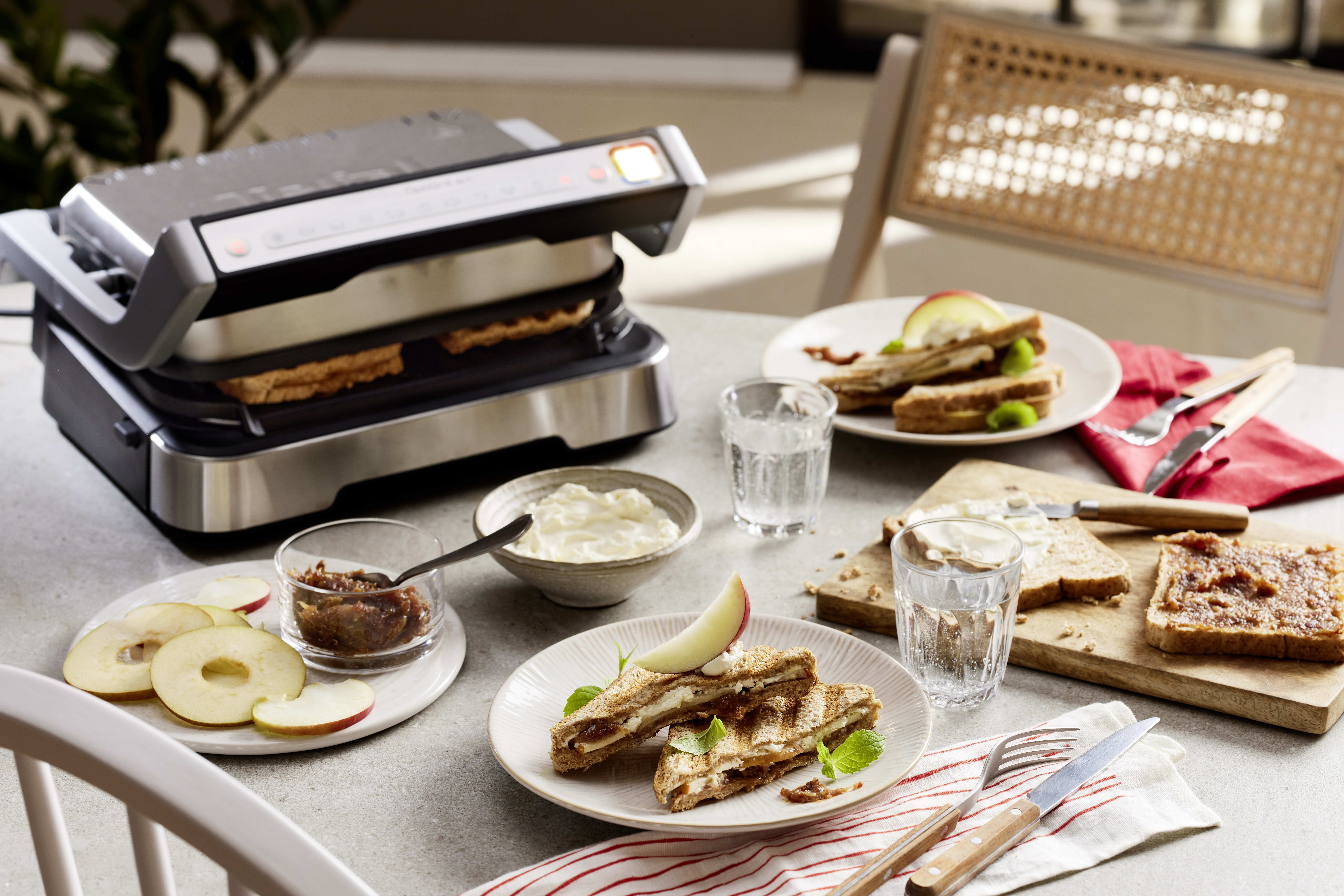 Sweet Sandwich mit Dattel-Karamell