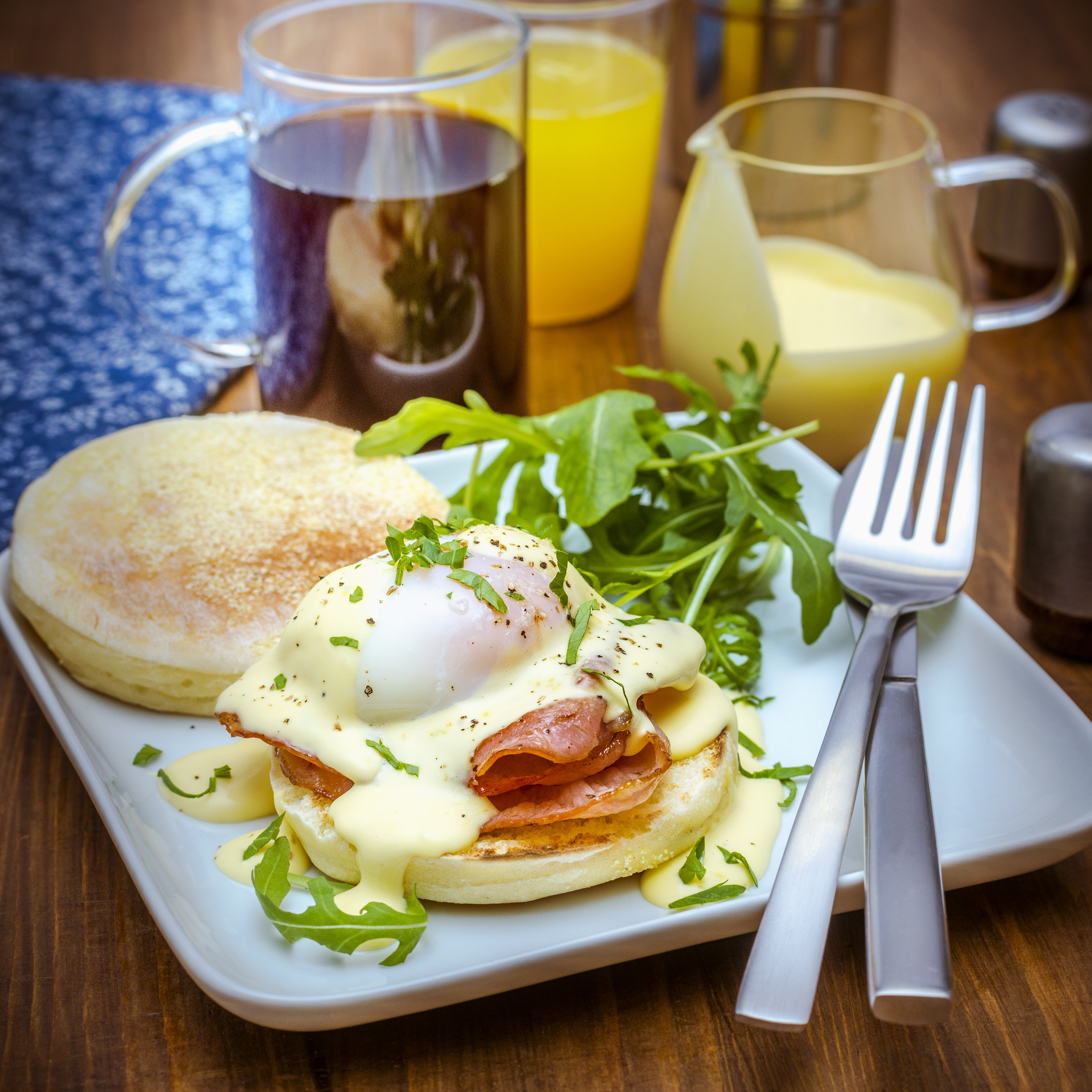 Huevos benedictinos a baja temperatura