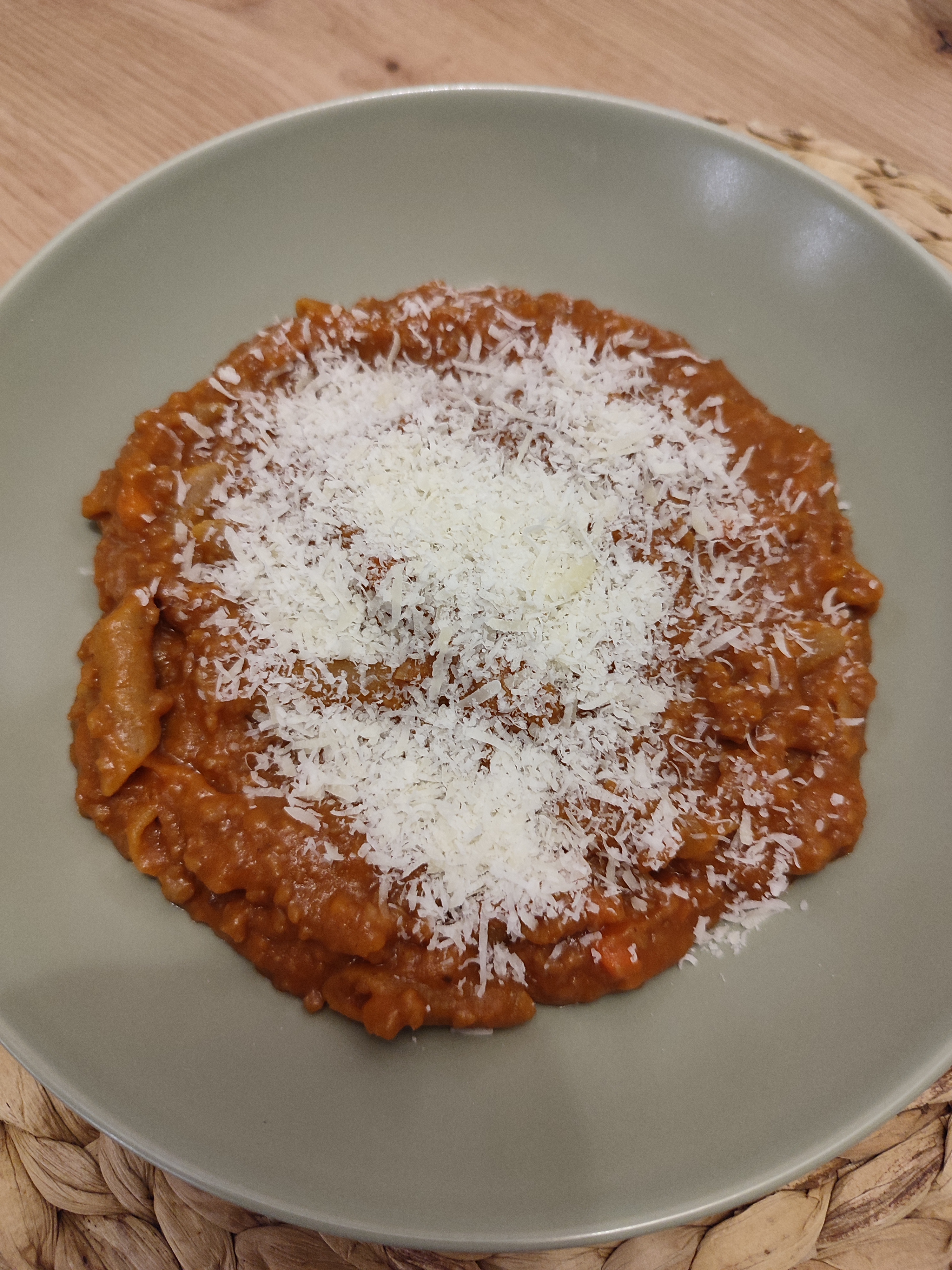 Penne al ragù di seitan