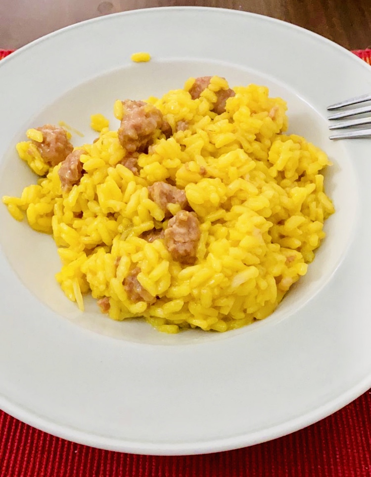 Risotto zafferano e salsiccia