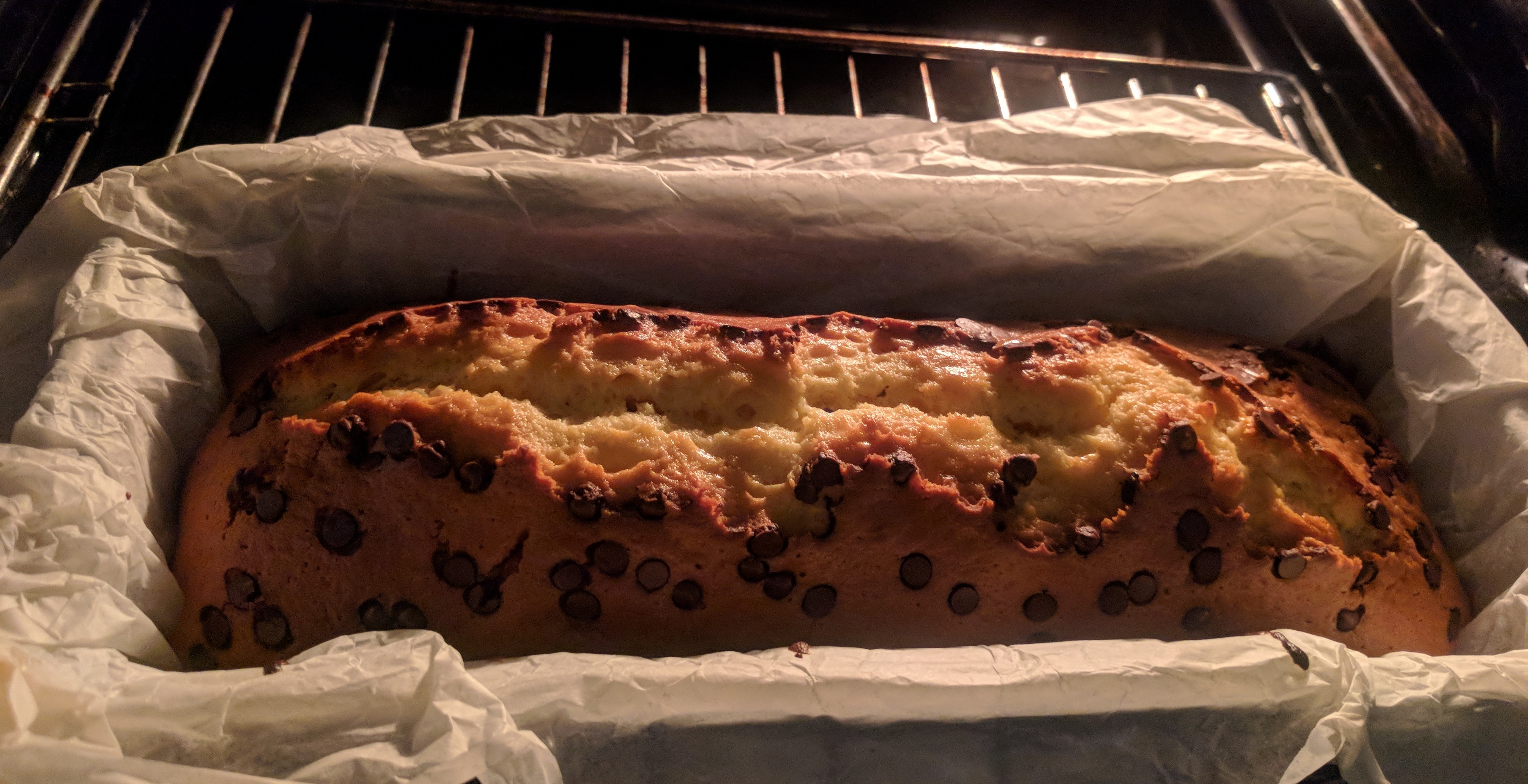 Plumcake allo yogurt con arancia e gocce di cioccolato