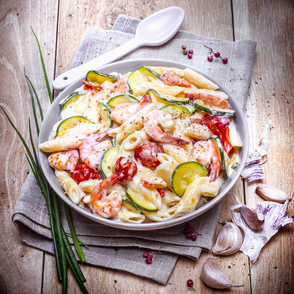 Pasta "one pot" con gambas y mascarpone