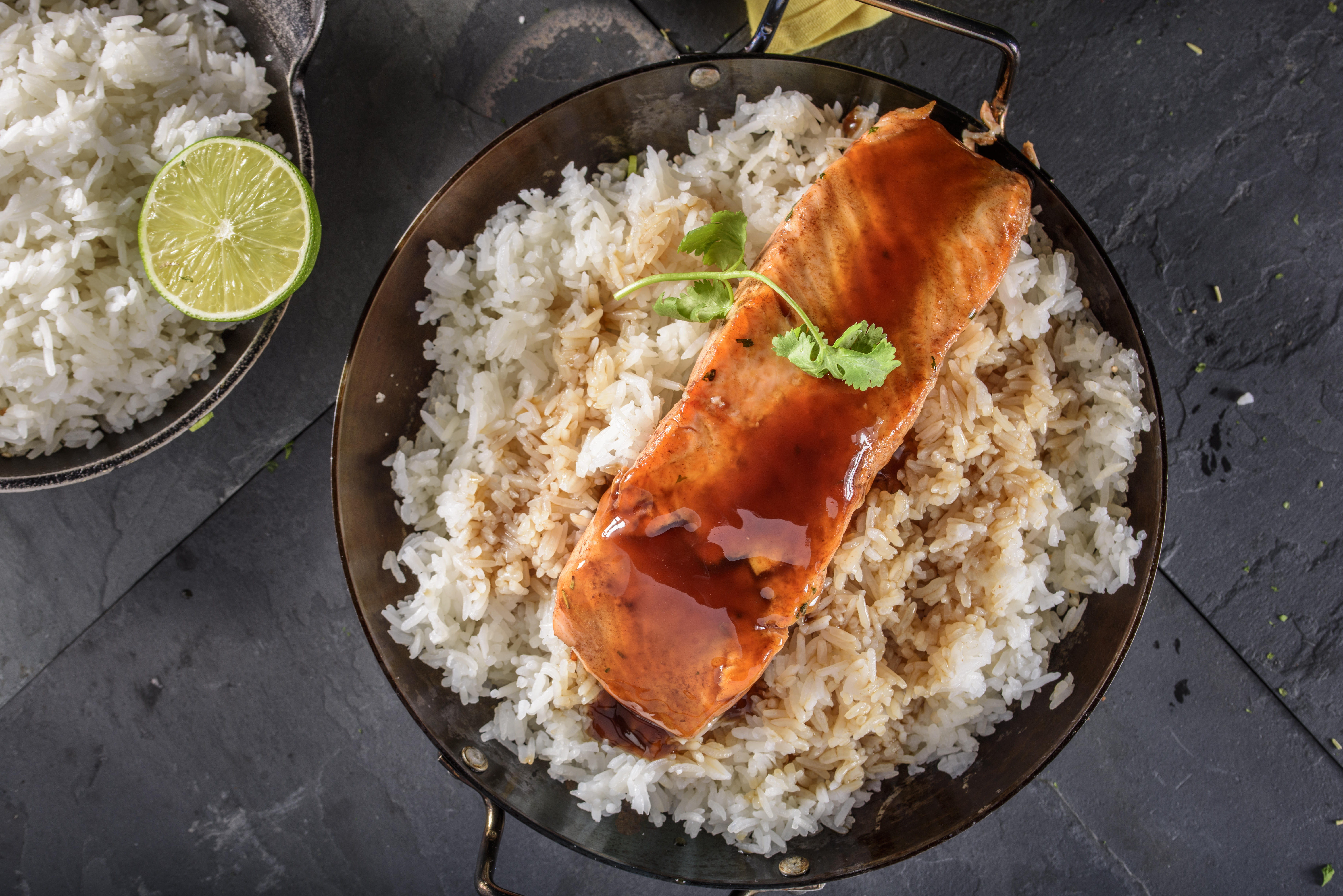 Glasierter Teriyaki-Lachs