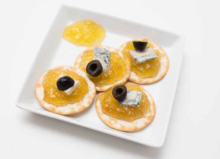 Crostini con zucca cedrina